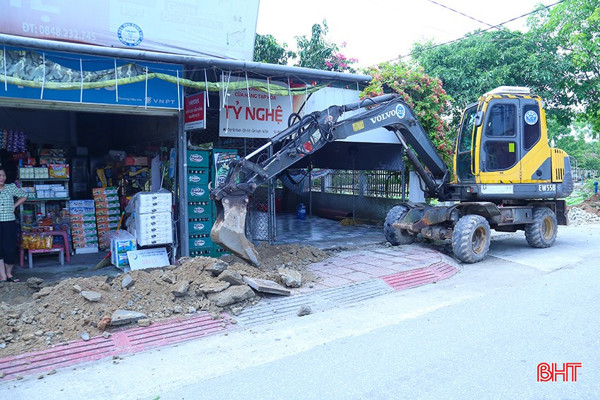 Hà Tĩnh tăng tốc triển khai xây dựng các dự án cấp nước sạch nông thôn